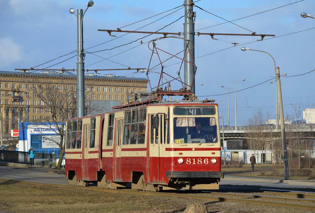 Saint-Pétersbourg, LVS-86K N°. 8186