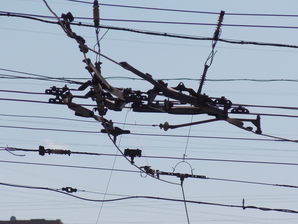 聖彼德斯堡 — Overhead wiring and energy facilities
