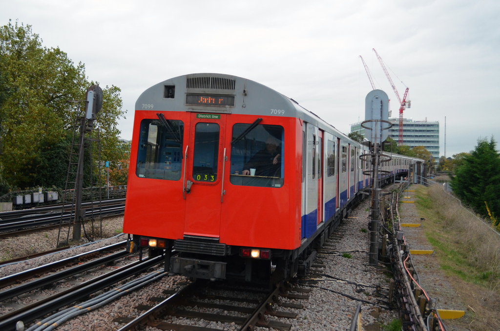 Лондон — Метрополитен — Подвижной состав