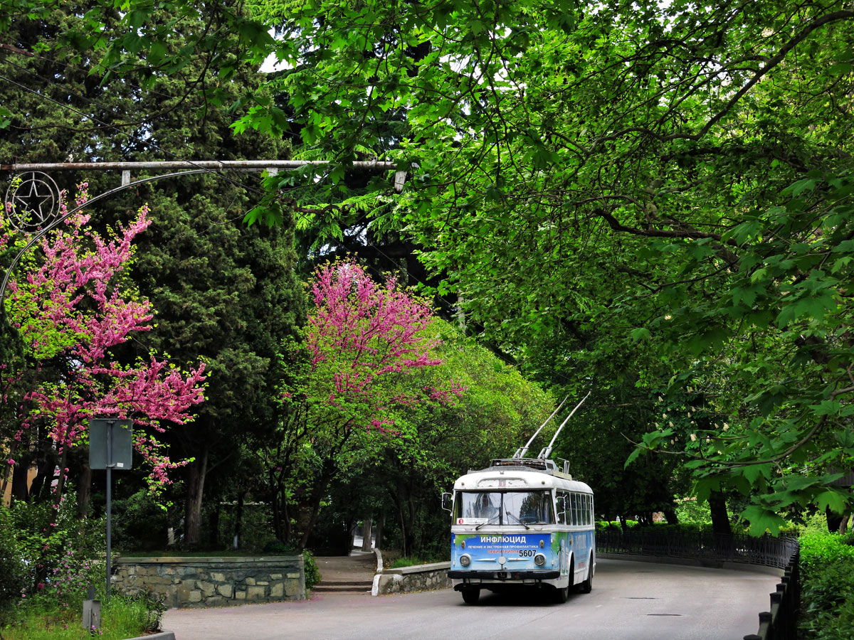 Крымский троллейбус, Škoda 9Tr24 № 5607