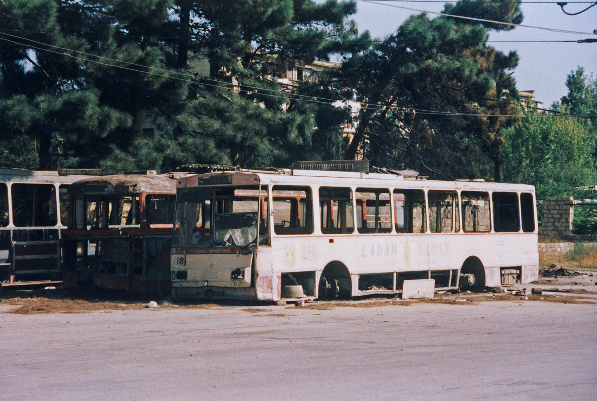 Баку, Škoda 14Tr02/6 № 819; Баку — Сентябрь 1999