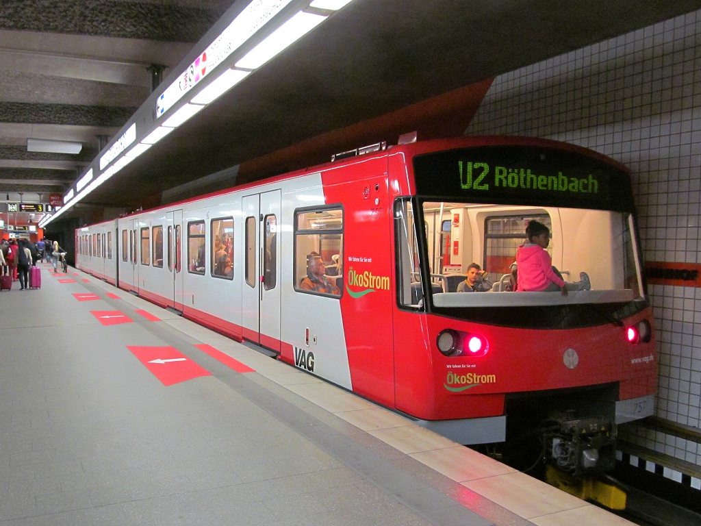 Нюрнберг, VAG-Baureihe DT3 № 757; Нюрнберг — U-Bahn — линия U2/U3
