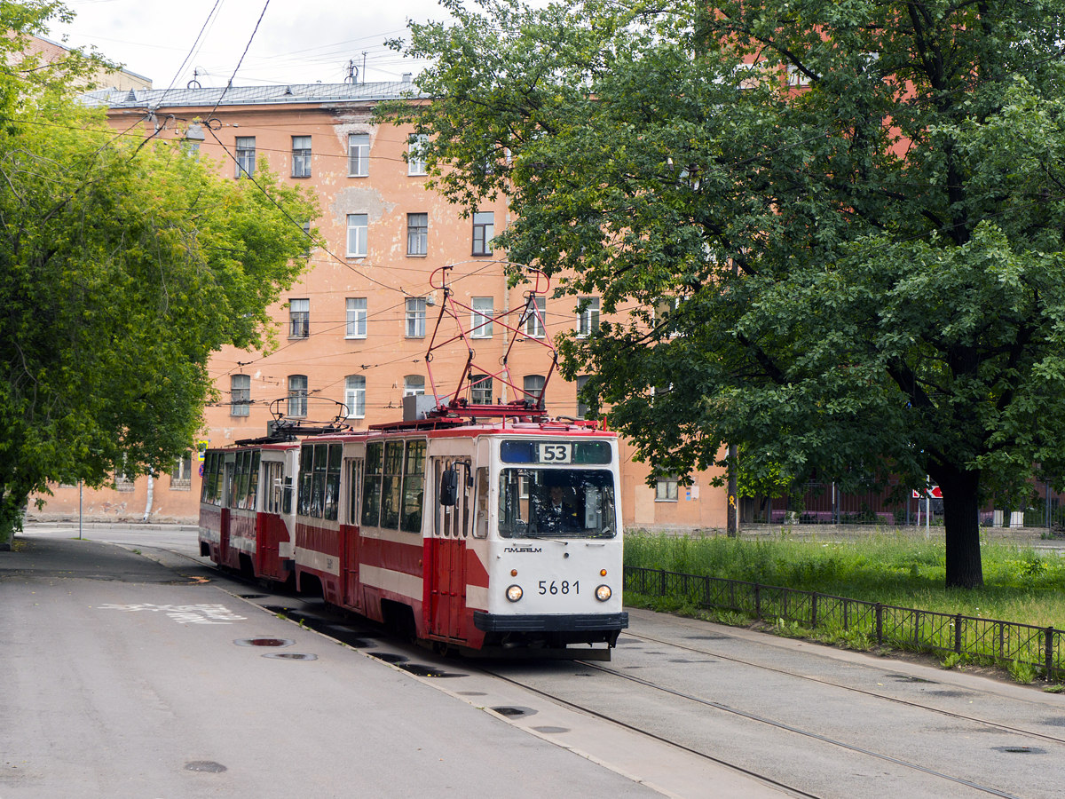 Санкт-Петербург, ЛМ-68М № 5681; Санкт-Петербург — Заказная поездка на СМЕ ЛМ-68М 5681+5448 в Стрельну и Купчино