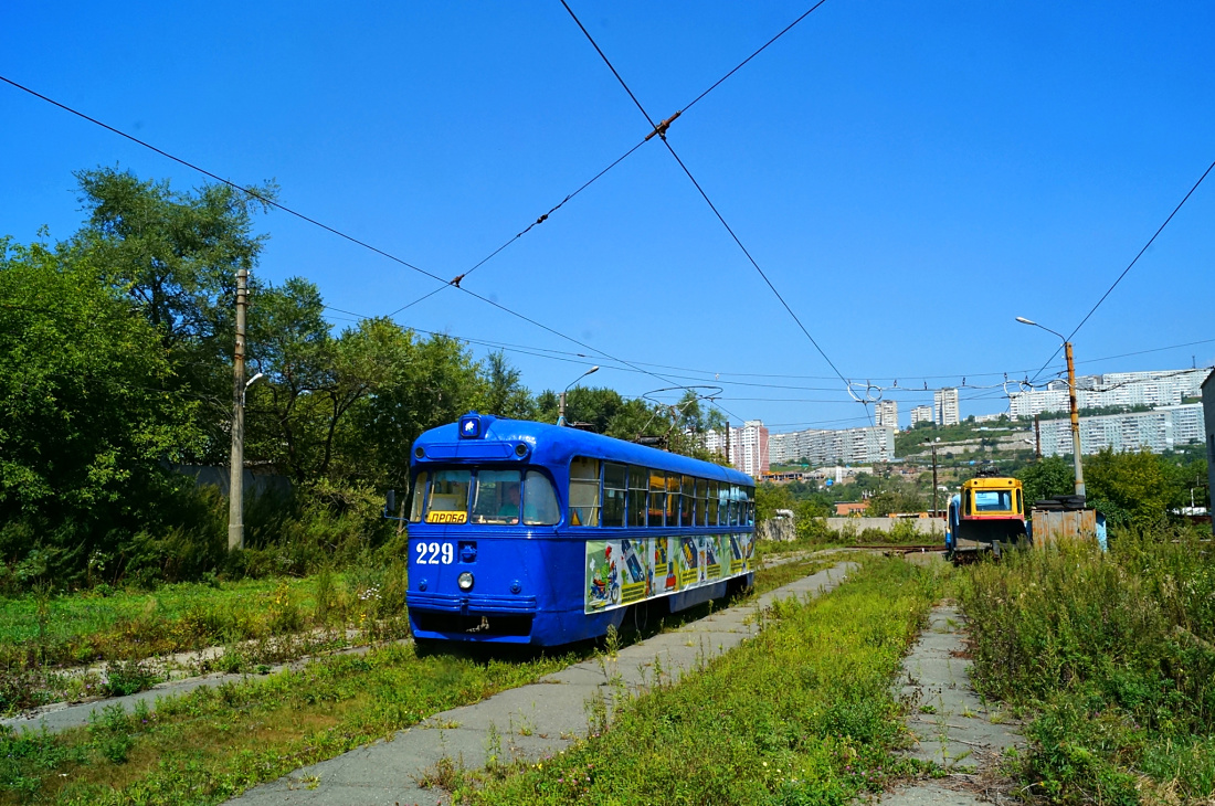 Vladivostok, RVZ-6M2 nr. 229; Vladivostok — Theme trams