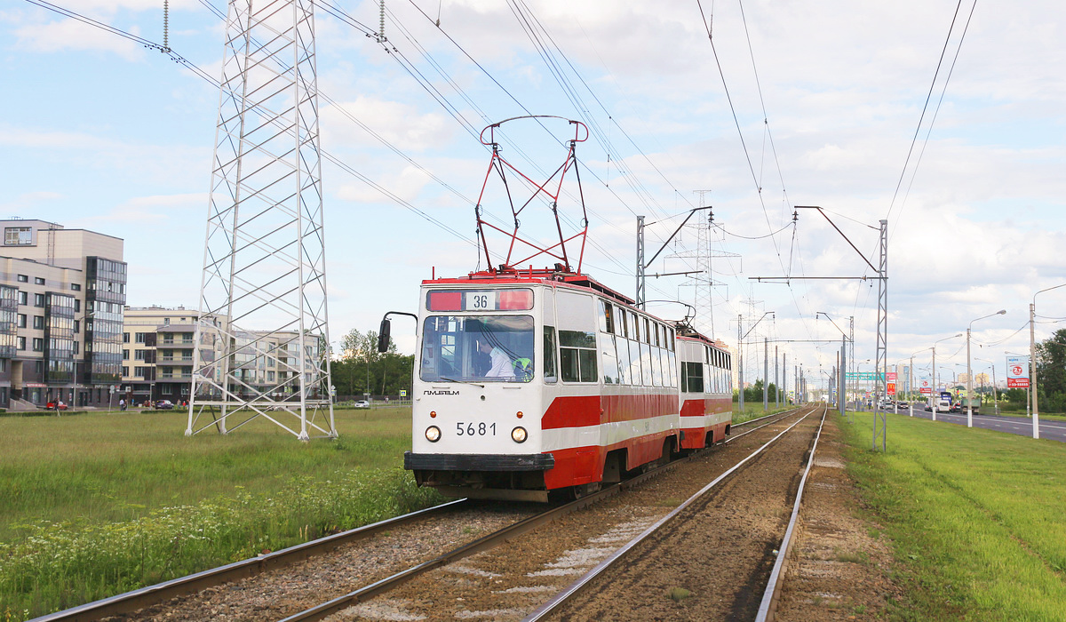 Санкт-Петербург, ЛМ-68М № 5681; Санкт-Петербург — Заказная поездка на СМЕ ЛМ-68М 5681+5448 в Стрельну и Купчино