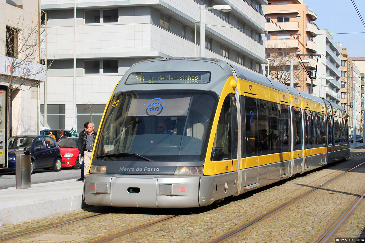 Porto, Bombardier Eurotram (Flexity Outlook) nr. MP046