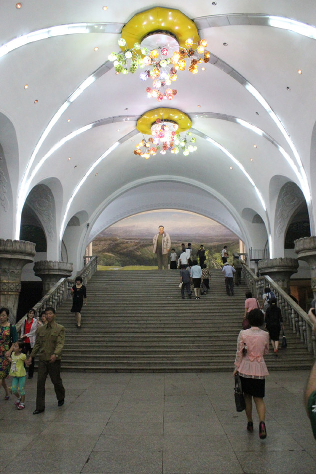 Пхеньян — линия 1 — станция Ёнгван (Процветание)