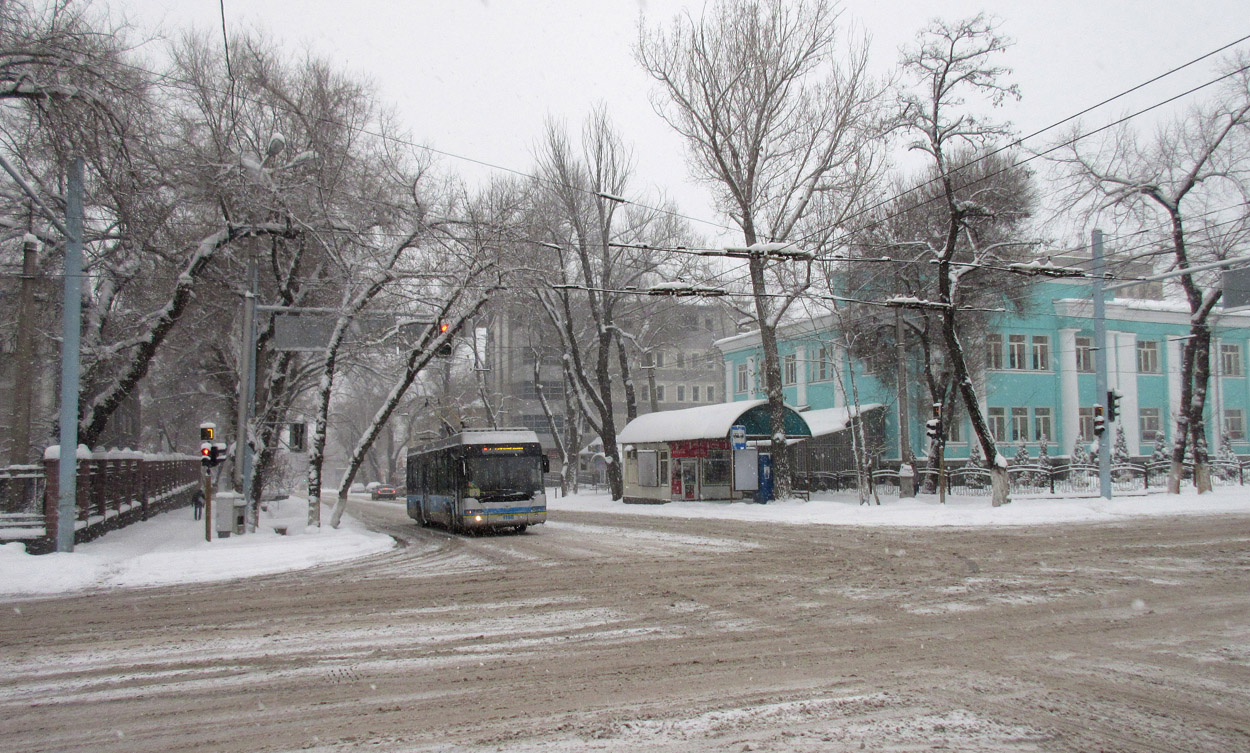 Алматы, YoungMan JNP6120GDZ (Neoplan Kazakhstan) № 1190; Алматы — Трамвайные линии; Алматы — Троллейбусные линии