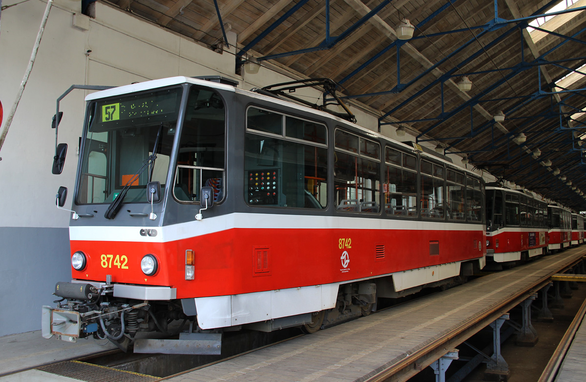 Prague, Tatra T6A5 # 8742