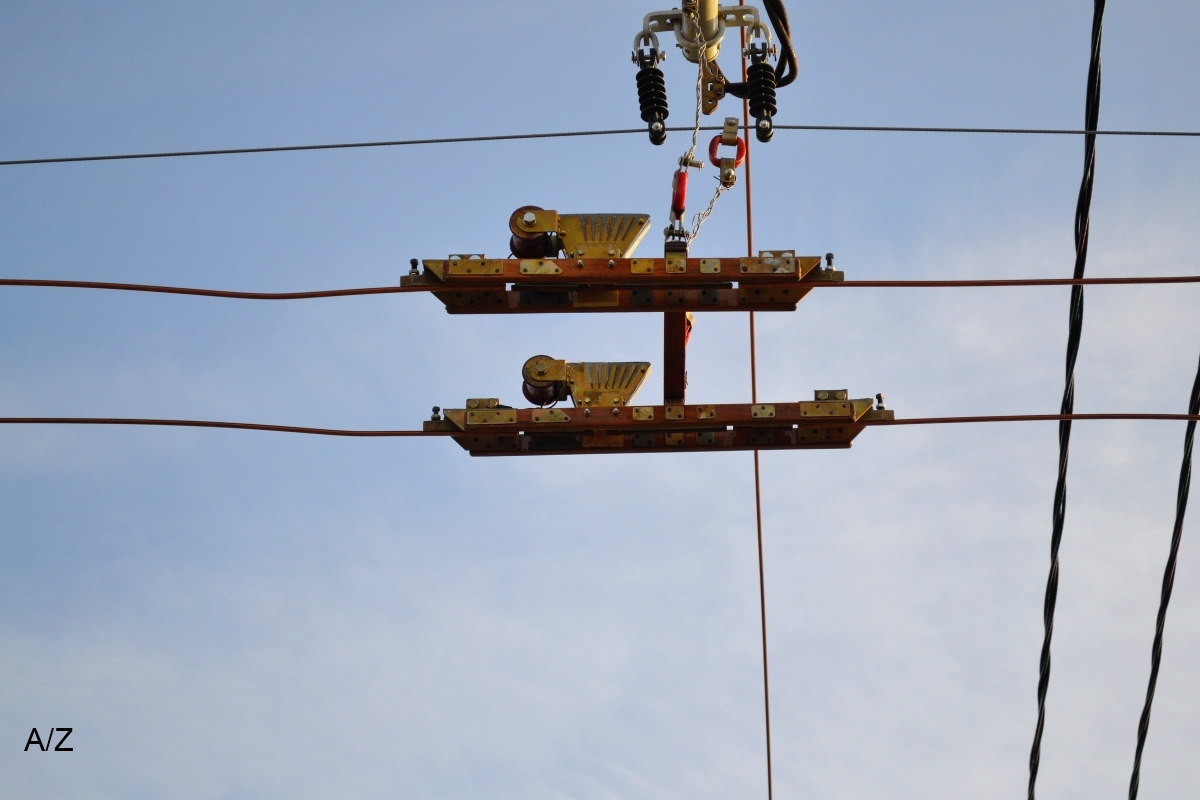 Gardinas — Construction of the Dubko street line; Gardinas — Overhead wires