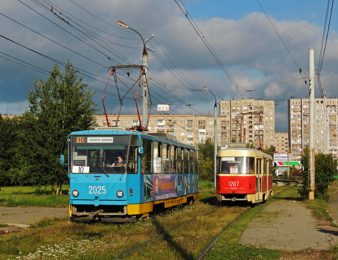 Ижевск, Tatra T6B5SU № 2025; Ижевск, Tatra T3K № 1207