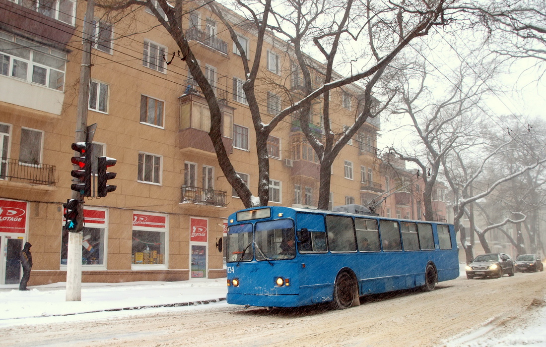 Одеса, ЗиУ-682В [В00] № 834; Одеса — 27.12–30.12.2014 — Снегопад и его последствия