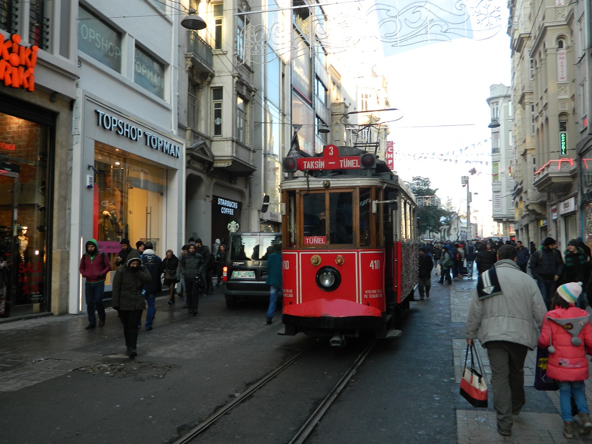 Istanbul, Franco-Belge 2-axle motor car № 410