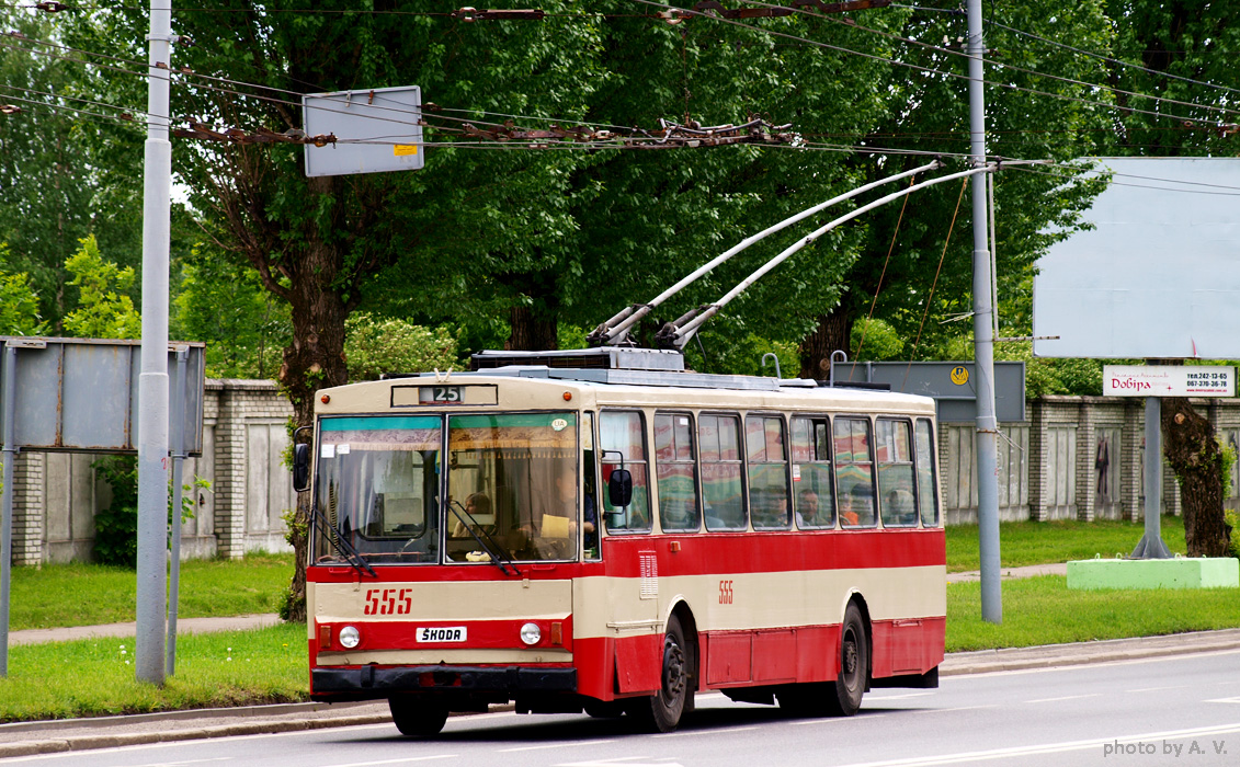 Львов, Škoda 14Tr89/6 № 555