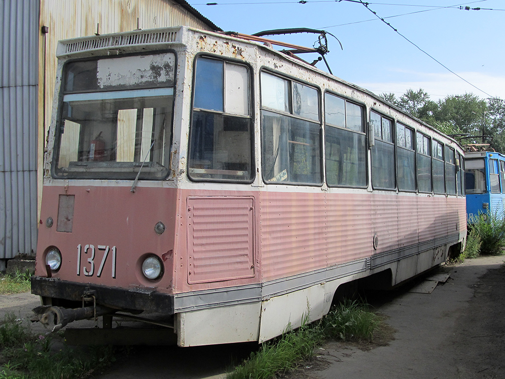 Chelyabinsk, 71-605 (KTM-5M3) Nr 1371