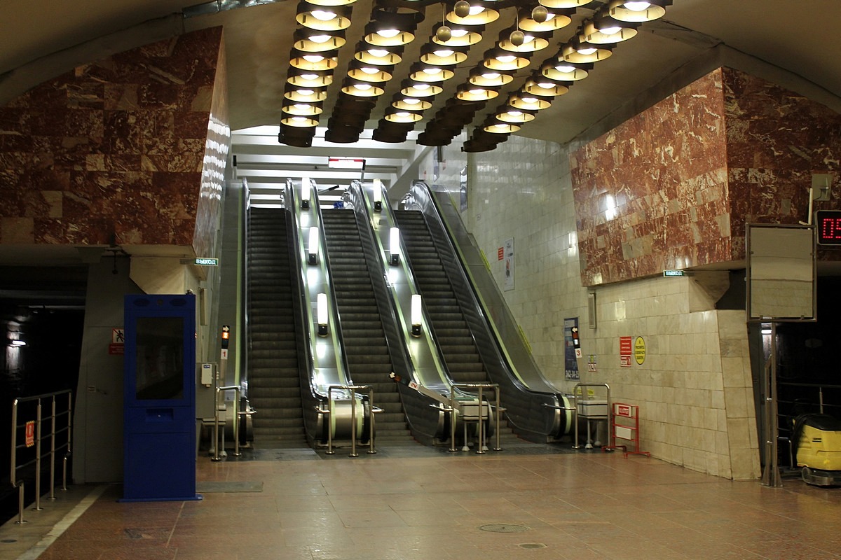 Novossibirsk — Leninskaya Line — Zaeltsovskaya station