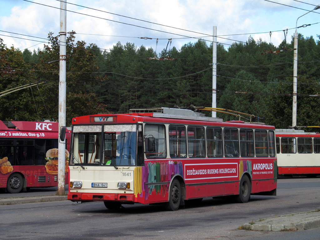 Вильнюс, Škoda 14Tr13/6 № 1641