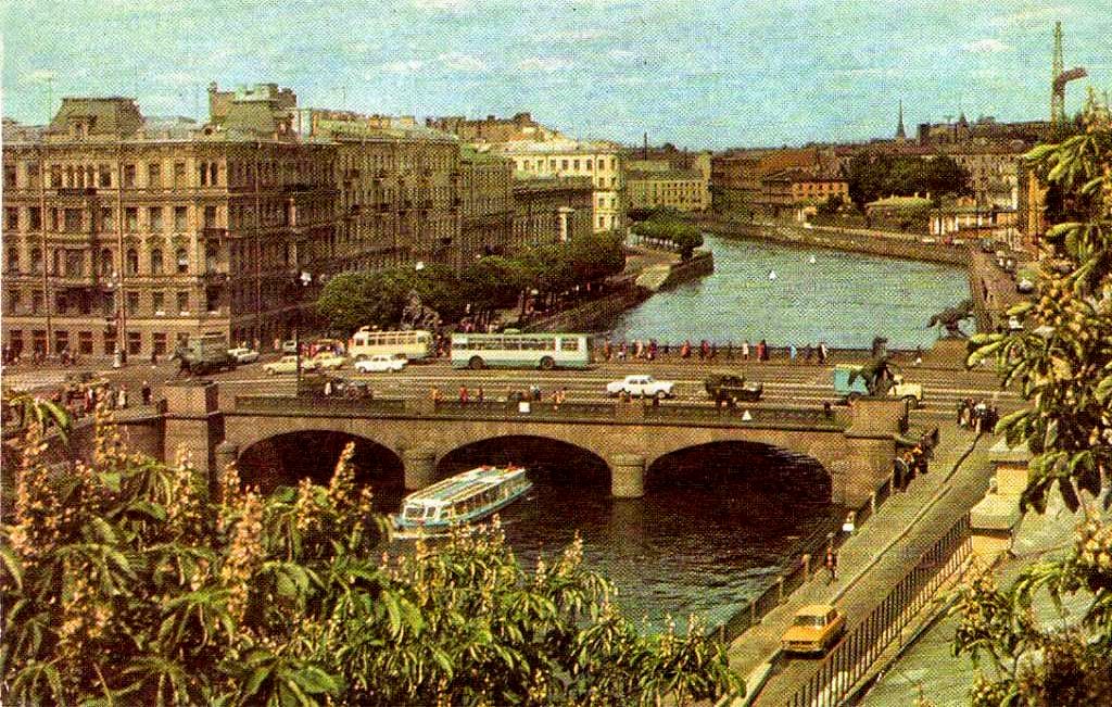 聖彼德斯堡 — Bridges; 聖彼德斯堡 — Historical trolleybus photos