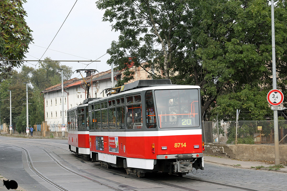布拉格, Tatra T6A5 # 8714