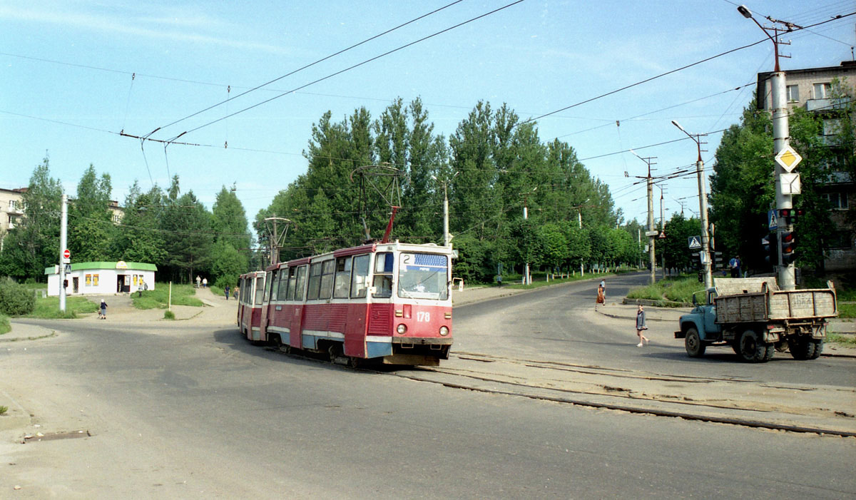 Smolensk, 71-605 (KTM-5M3) Nr 178; Smolensk — Historical photos (1992 — 2001)