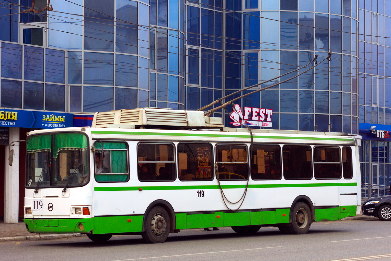 Astrachanė, LiAZ-5280 nr. 119