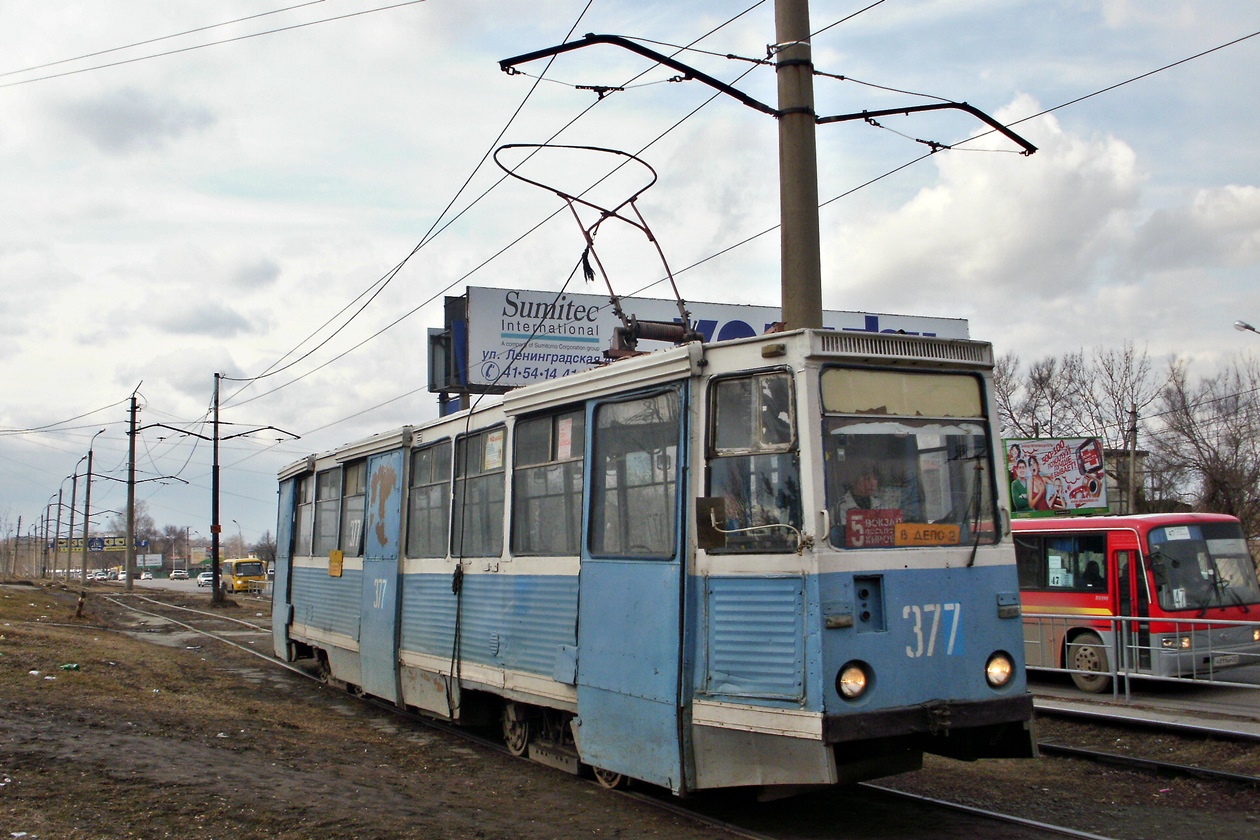 Хабаровск, 71-605 (КТМ-5М3) № 377