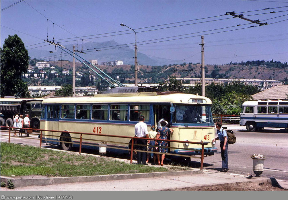 Trolleybus de Crimée, Škoda 9Tr9 N°. 413; Trolleybus de Crimée — Historical photos (1959 — 2000)
