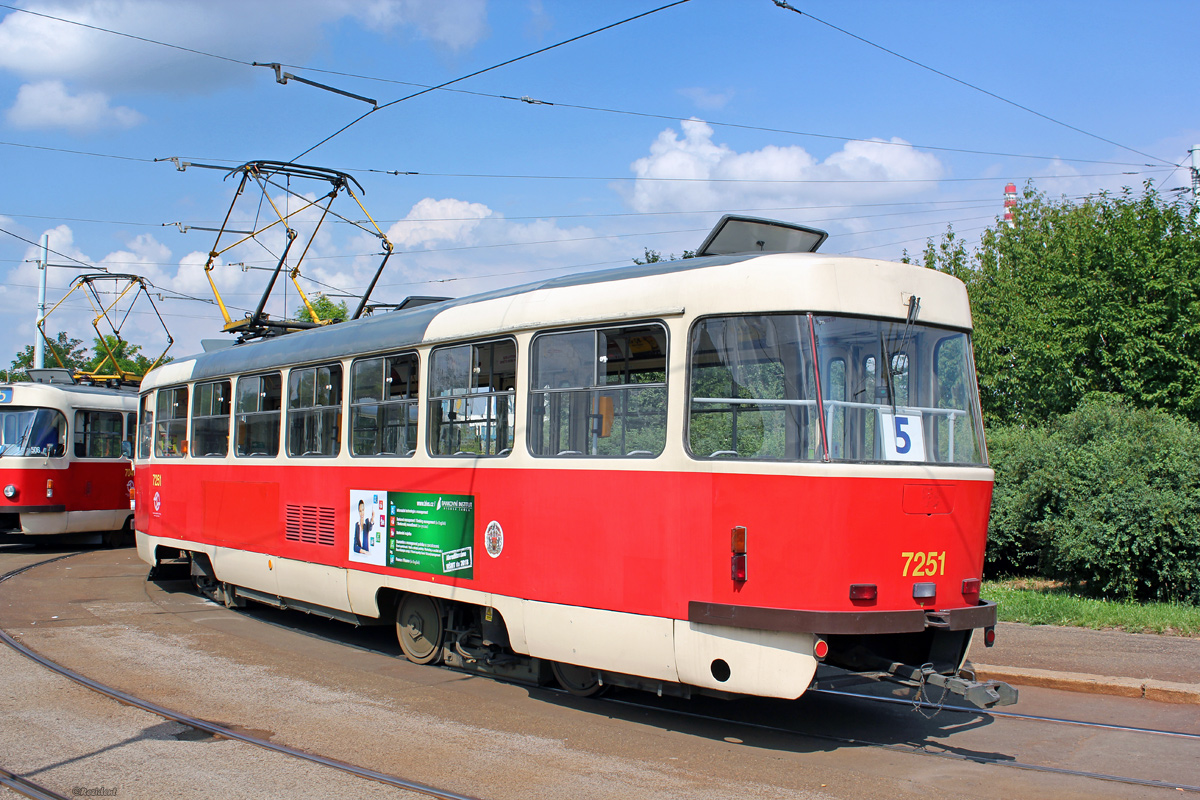 Prága, Tatra T3SUCS — 7251