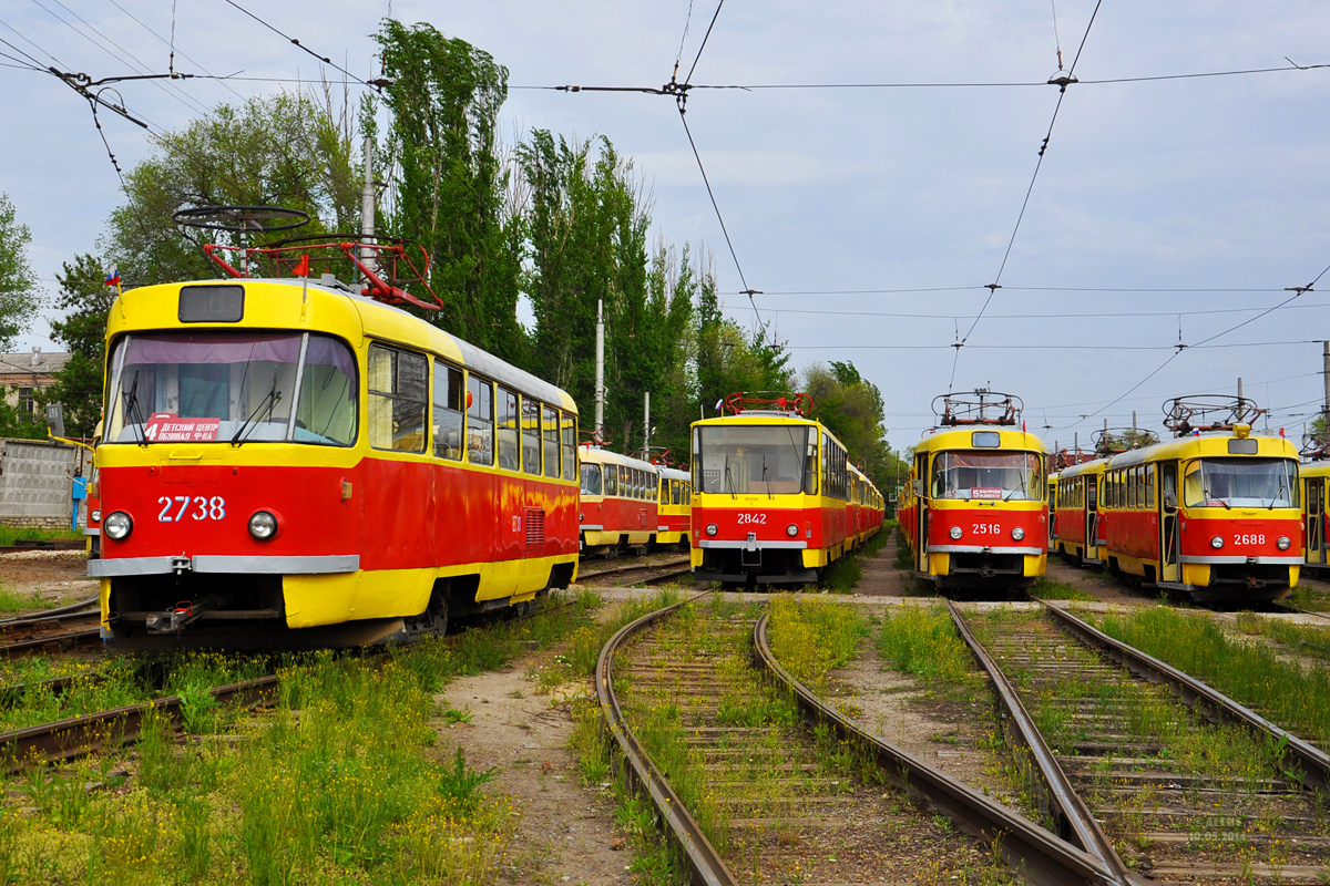 Волгоград, Tatra T3SU № 2738; Волгоград, Tatra T6B5SU № 2842; Волгоград, Tatra T3SU (двухдверная) № 2516; Волгоград, Tatra T3SU (двухдверная) № 2688