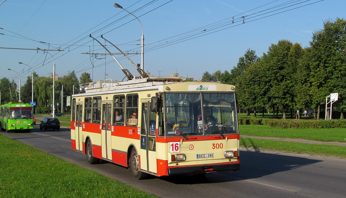Kaunas, Škoda 14Tr02/6 nr. 300