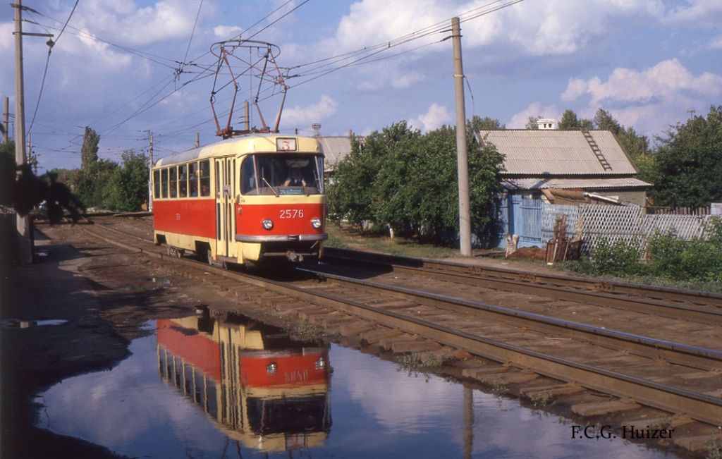 Volgograd, Tatra T3SU (2-door) Nr 2576