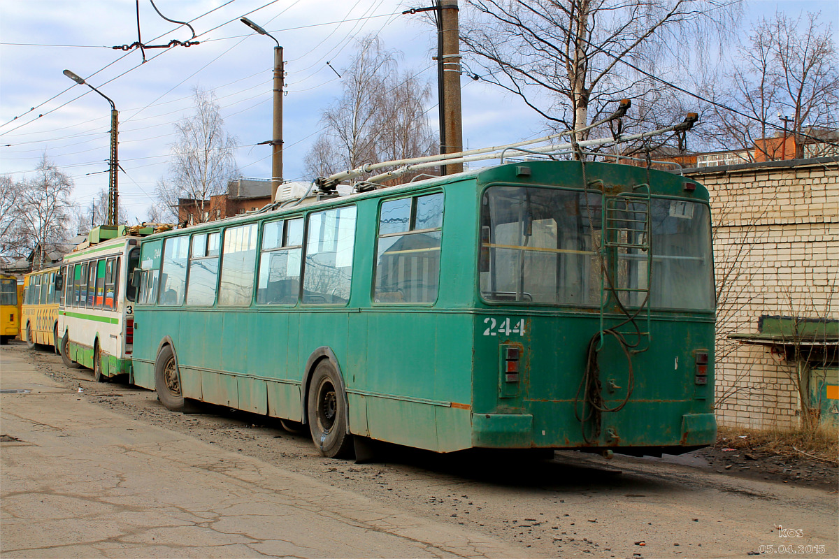 Petrozavodsk, ZiU-682V [V00] nr. 244