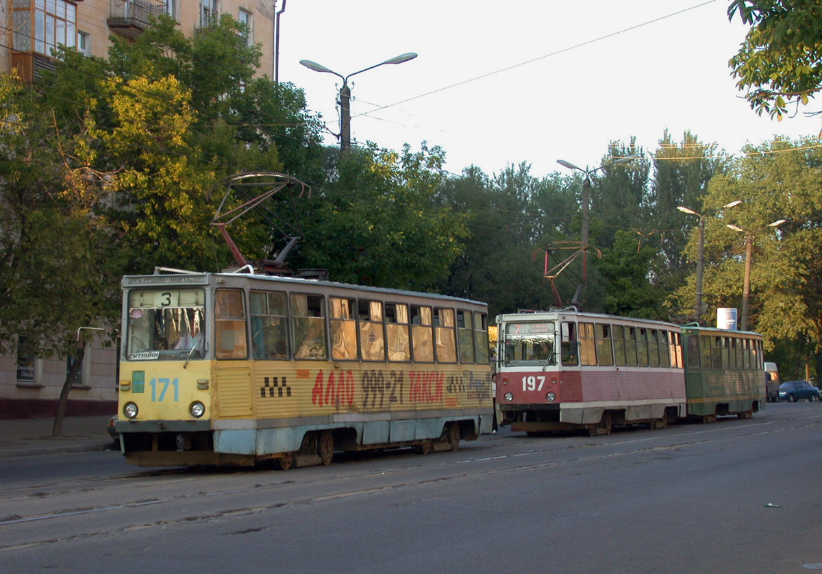 Smolensk, 71-605 (KTM-5M3) № 171; Smolensk, 71-605A № 197