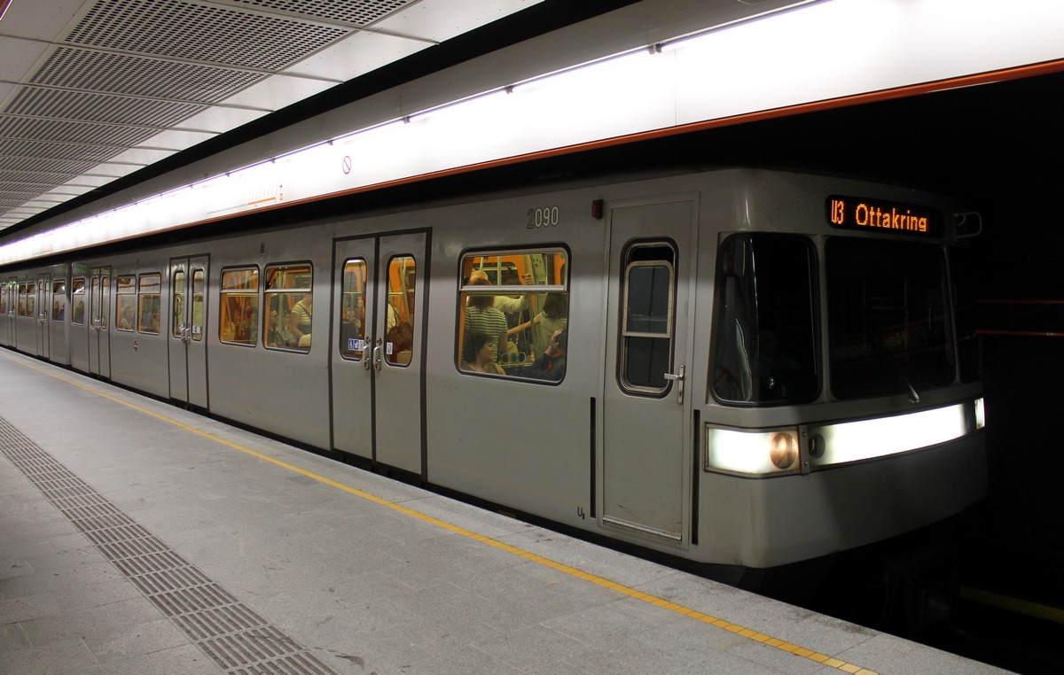 Вена, SGP Type U № 2090; Вена — U-Bahn — линия U3