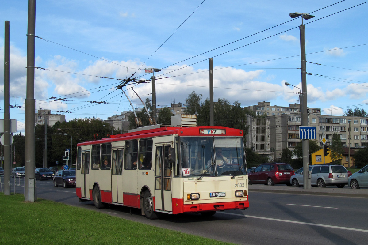 Vilnius, Škoda 14Tr07 nr. 2582