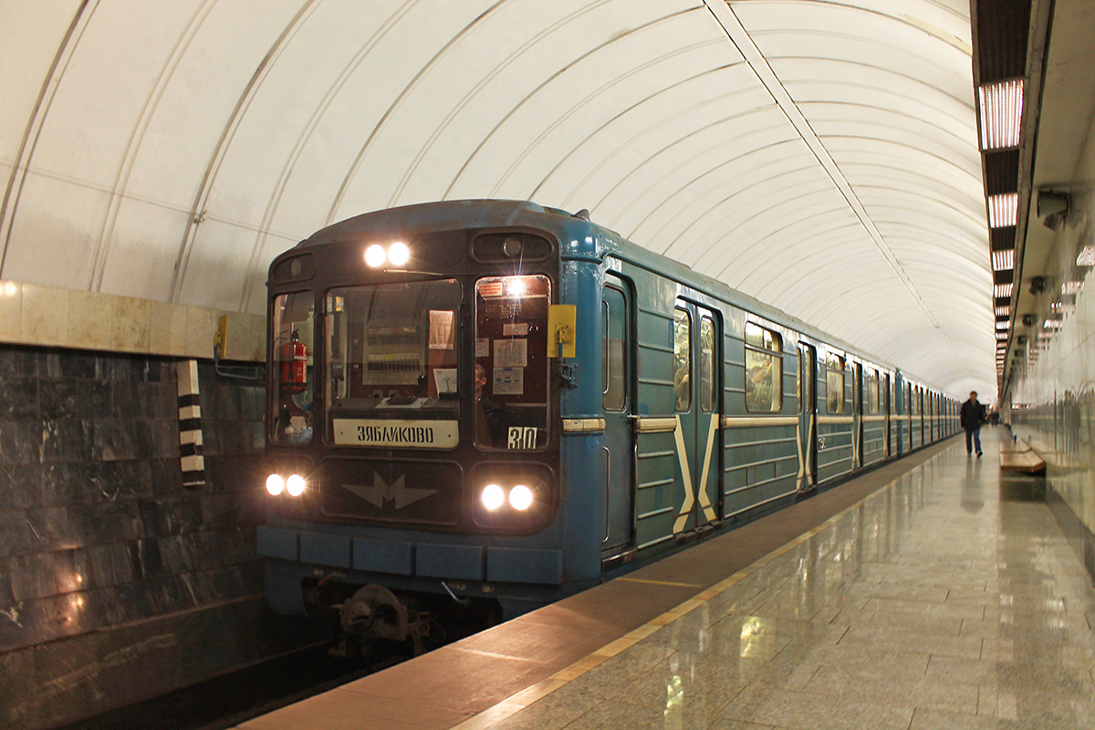 Москва, 81-717.5М (МВМ) № 0375