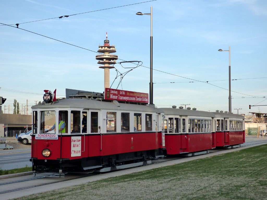 Vídeň, Lohner Type M č. 4077; Vídeň — Tramwaytag 2015