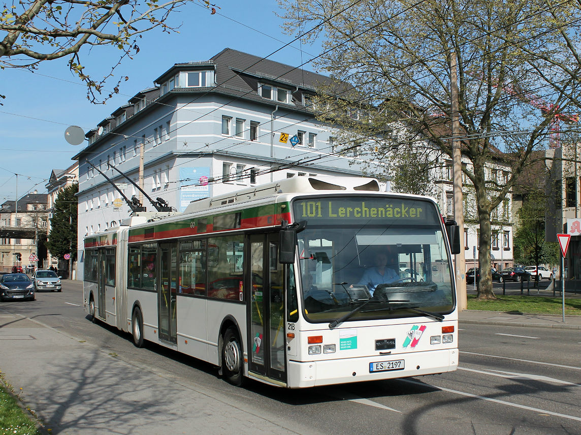 Esslingen, Van Hool AG 300T č. 218