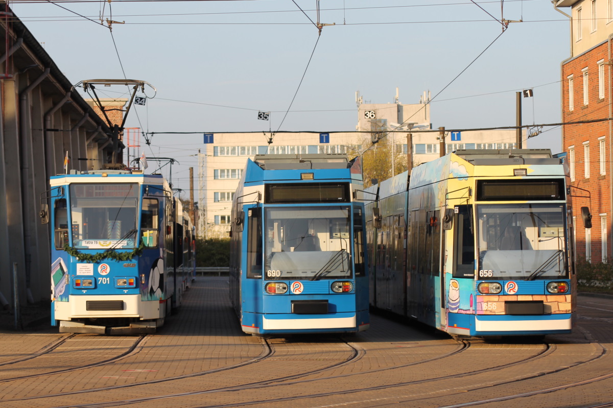 Росток, Tatra T6A2M № 701; Росток, DWA 6NGTWDE № 690; Росток, DWA 6NGTWDE № 656