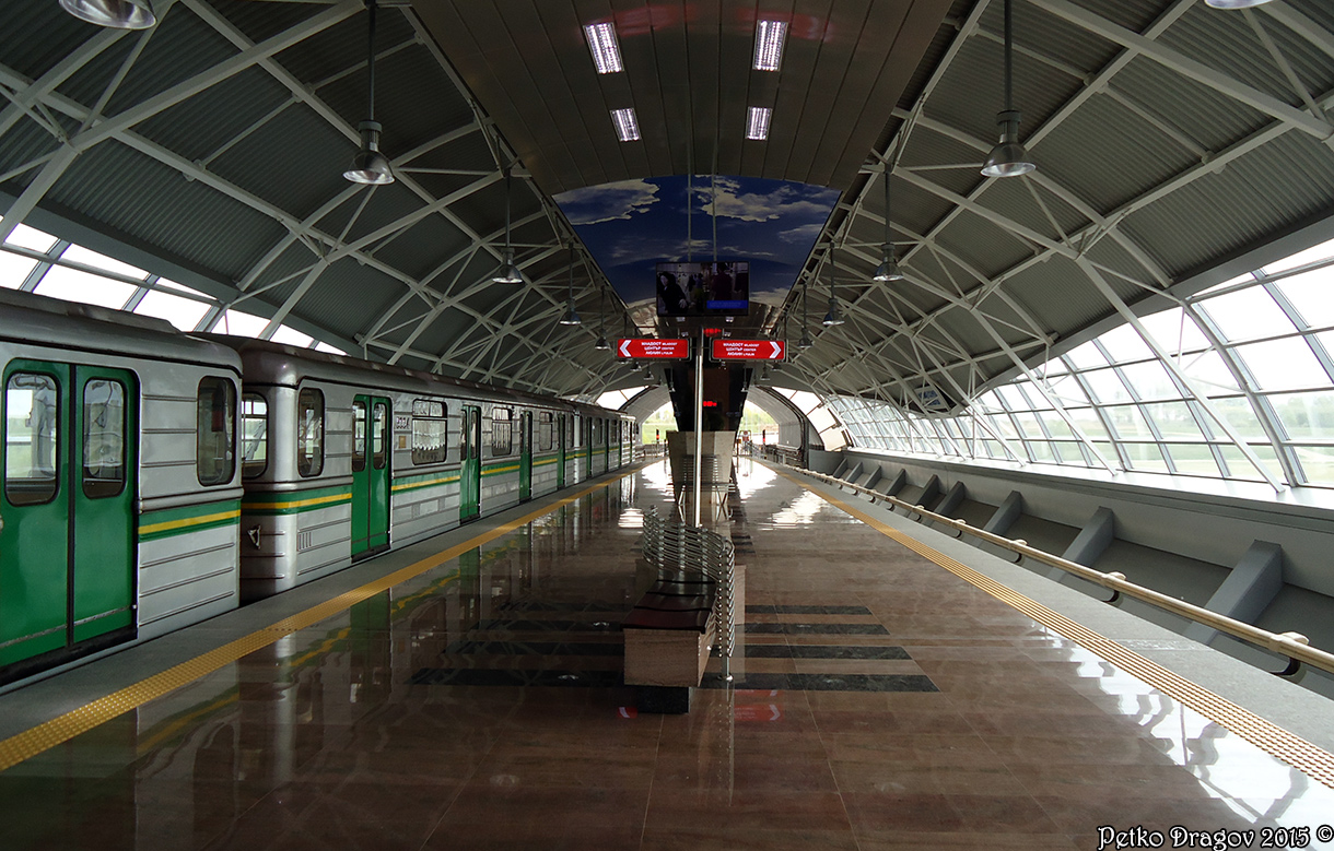 София — Метрополитен — Първи метродиаметър [1] — червена линия