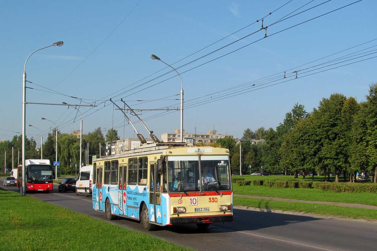 Kaunas, Škoda 14Tr01 č. 330