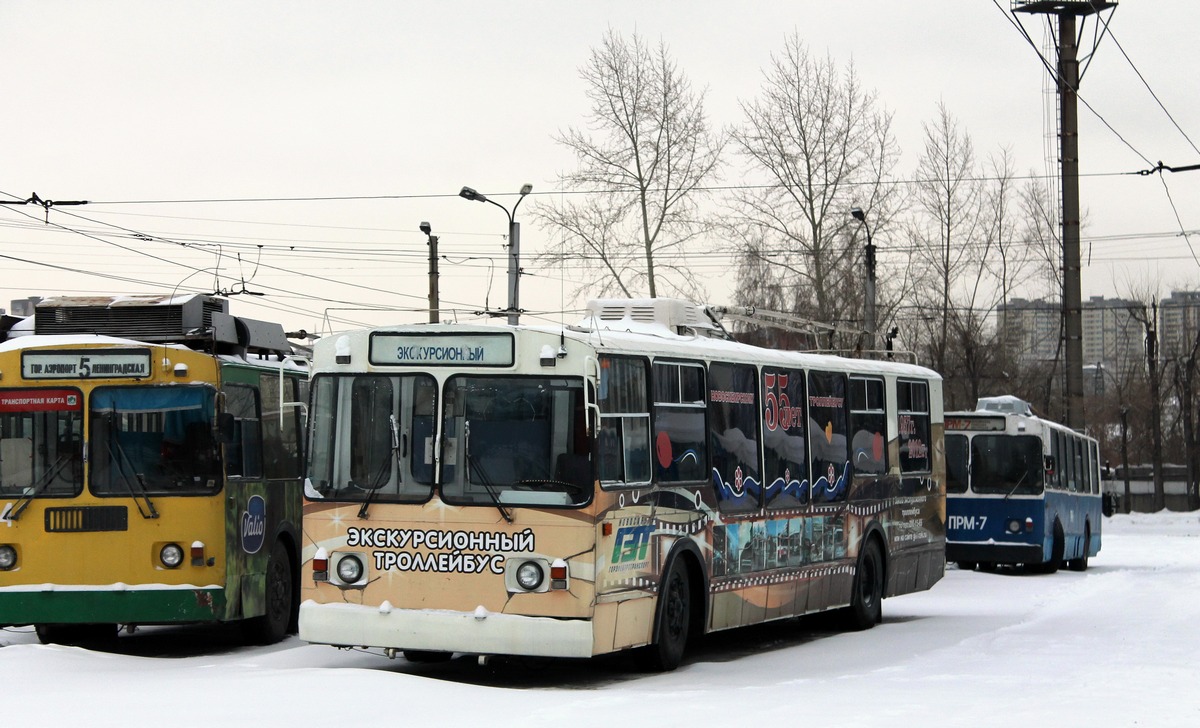 Новосибирск, ЗиУ-682В [В00] № ЭТ-1