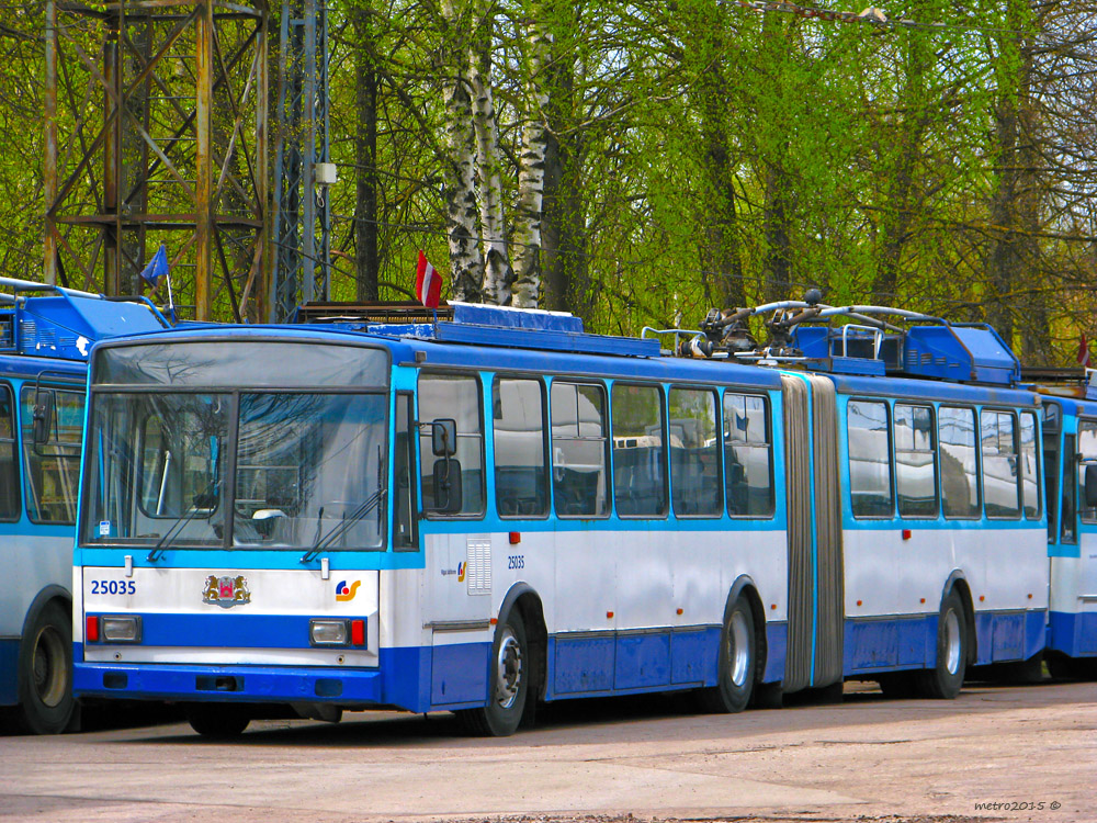 Riga, Škoda 15Tr13/6M — 25035