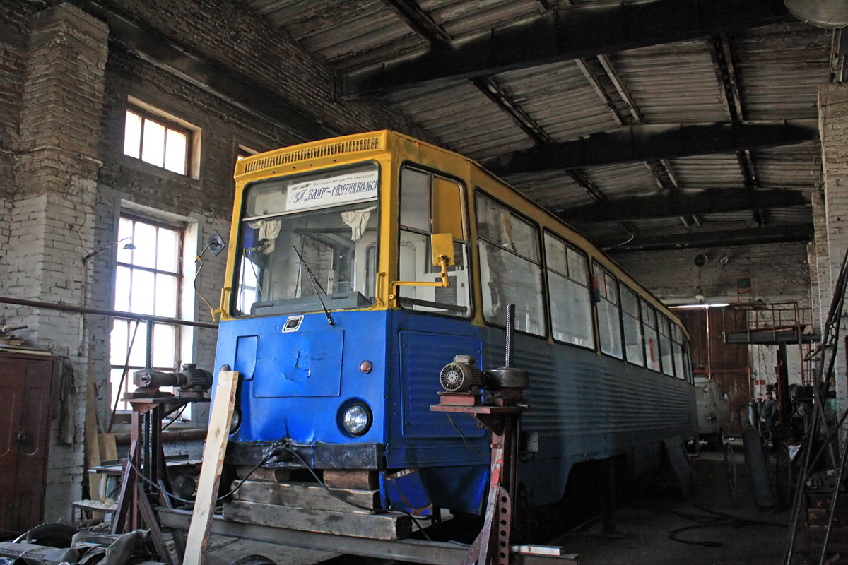 沃爾昌斯克, 71-605 (KTM-5M3) # 8; 沃爾昌斯克 — Tram depot & Volchanka terminal