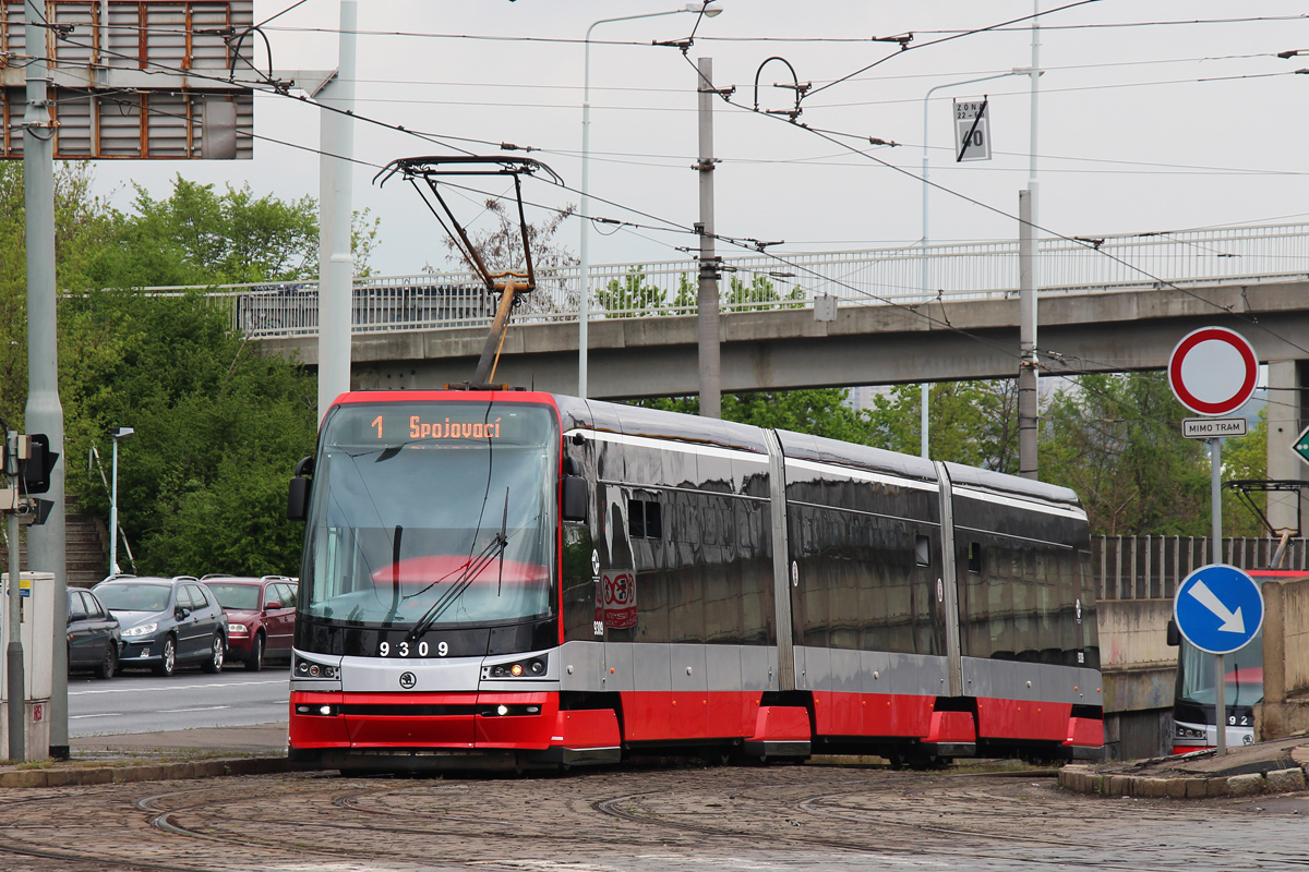 布拉格, Škoda 15T3 ForCity Alfa Praha # 9309