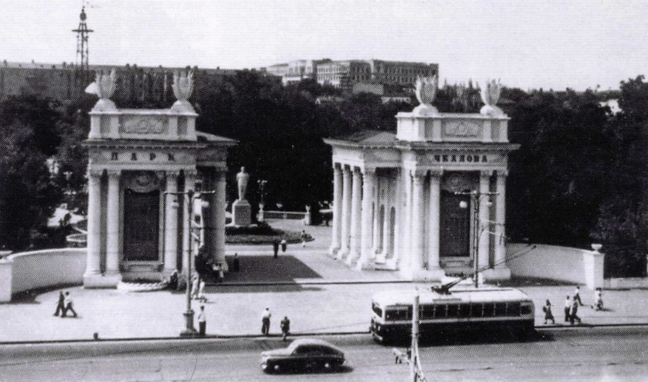 Днепър — Исторически снимки: Тролейбуси
