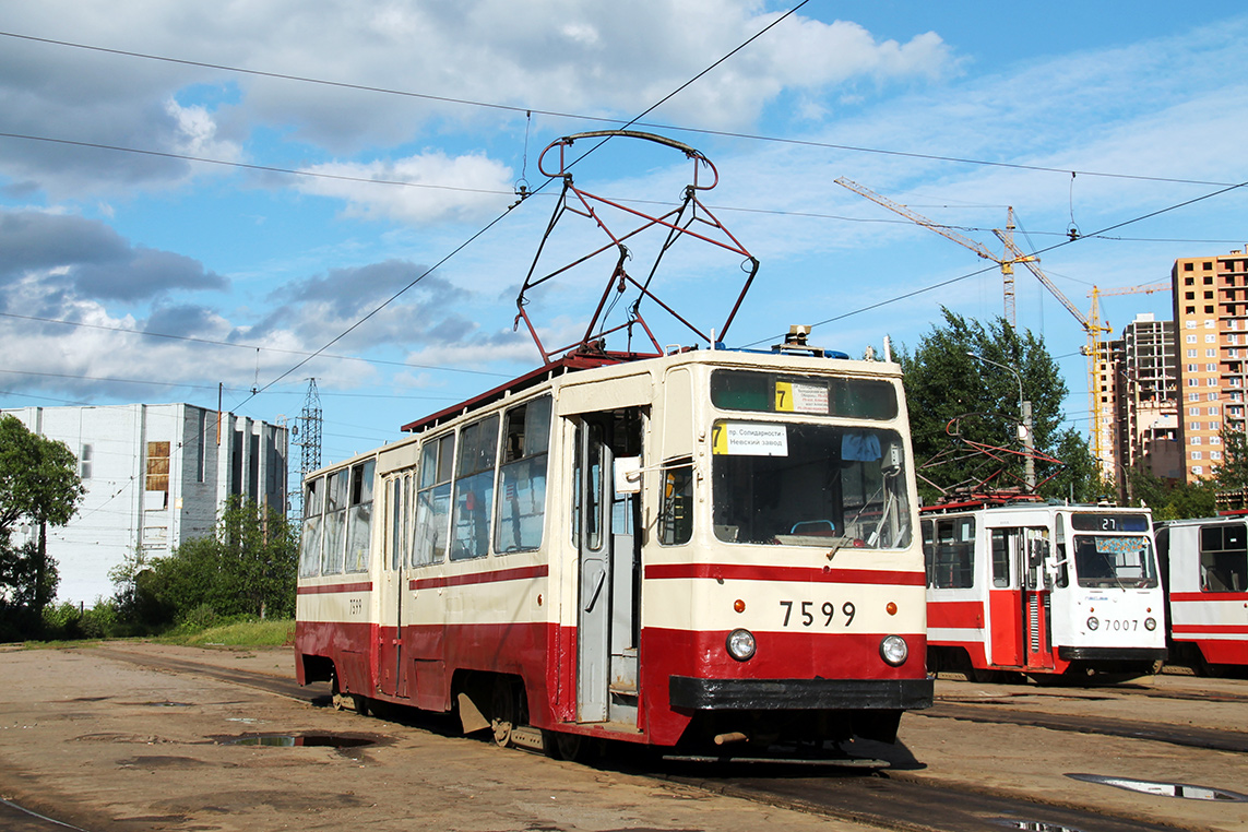 Санкт-Петербург, ЛМ-68М № 7599; Санкт-Петербург, ЛВС-86К № 7007
