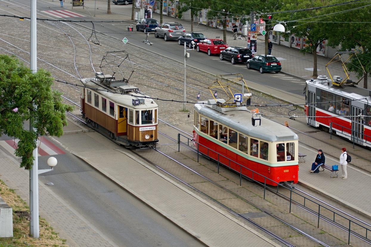 Брно, KPS mv6.3 № 107; Брно, SBEPD 4MT4 № 4058; Брно, Tatra KT8D5R.N2 № 1725