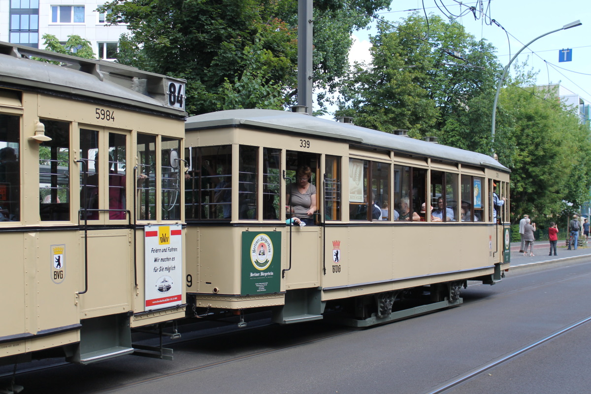 Берлин, B 24 № 339; Берлин — Празднование 150-летия трамвая