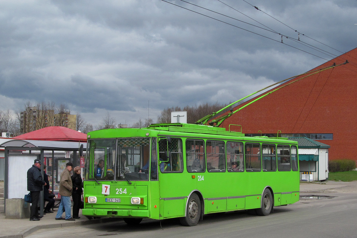 Каунас, Škoda 14Tr02 № 254